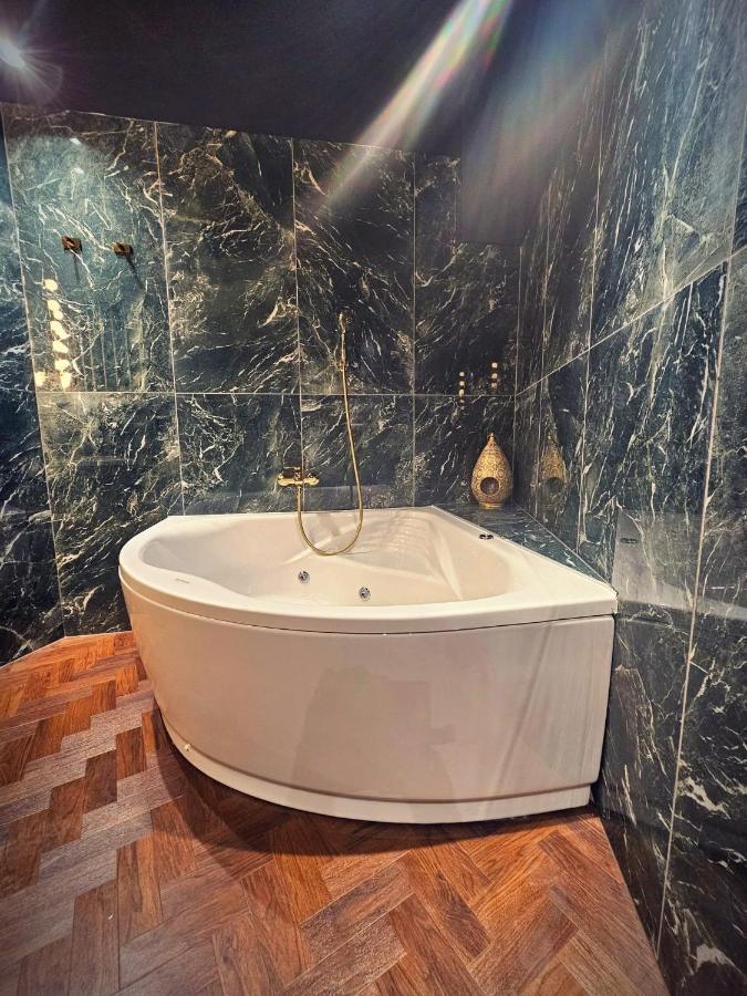 Booza 69 Luxury Rooms Split Eksteriør billede